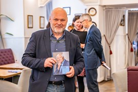 Krtu se zucastnil i prof. Pavel Kolář.jpg