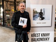Balkonovky mají pokřtěno. Šampaňské vystřídala omítka! 