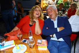 7 M. Donutil se Halinou dobře bavili 6 5R1A1312-229.jpg