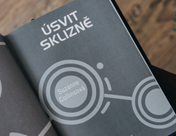 Easter eggs v Úsvitu sklizně 