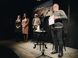 TLRX9183.JPG