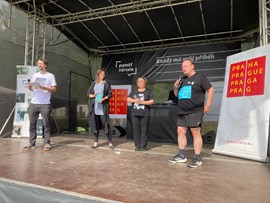 Knihu jsme pokrtili.jpg